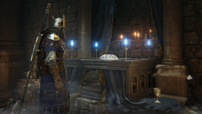 An armored player stands before an altar where they can switch out relics.