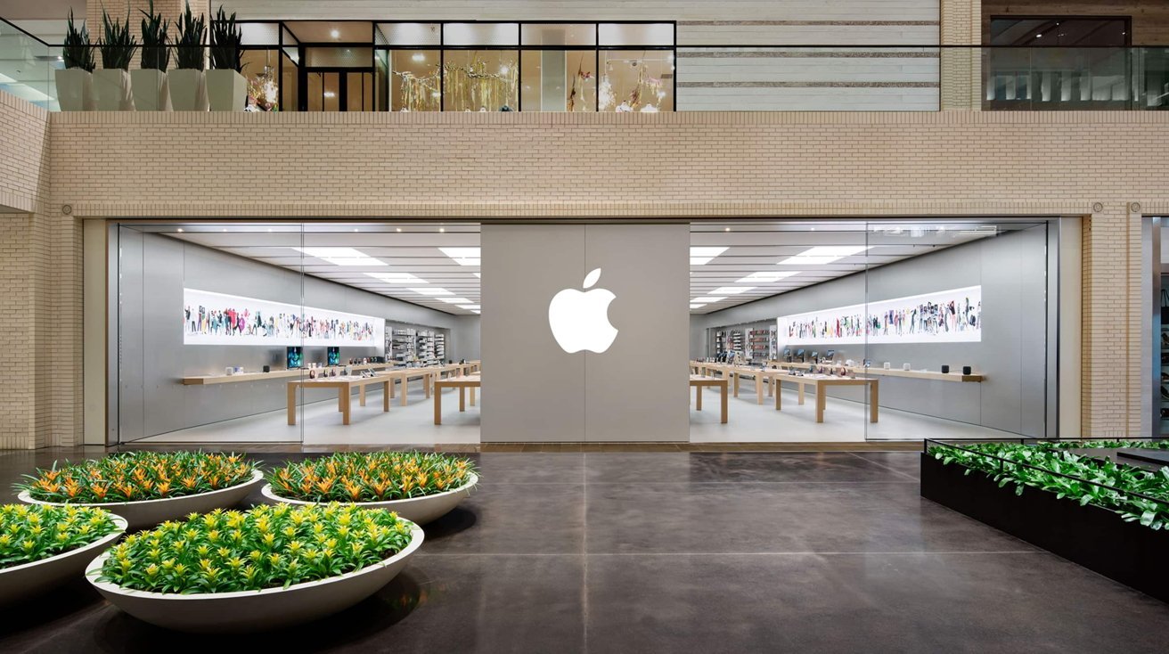 Crime blot: Dallas Cop caught theft of Apple stores